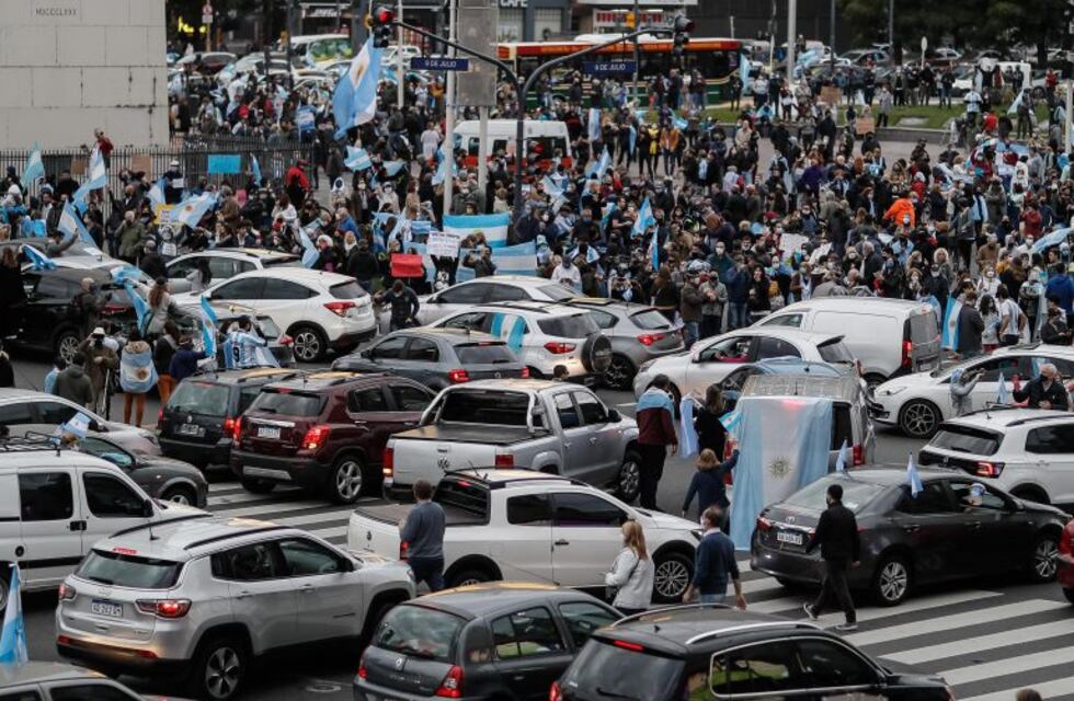 Cruces entre oficialismo y oposición por la convocatoria al #17A pese a la pandemia