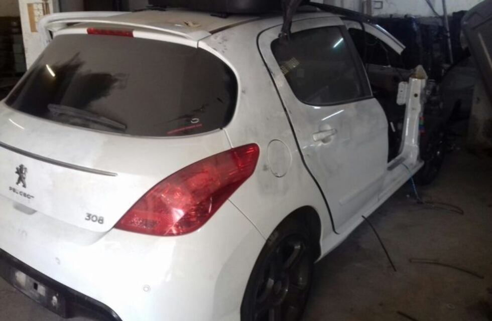 Desbaratan taller clandestino en Las Heras