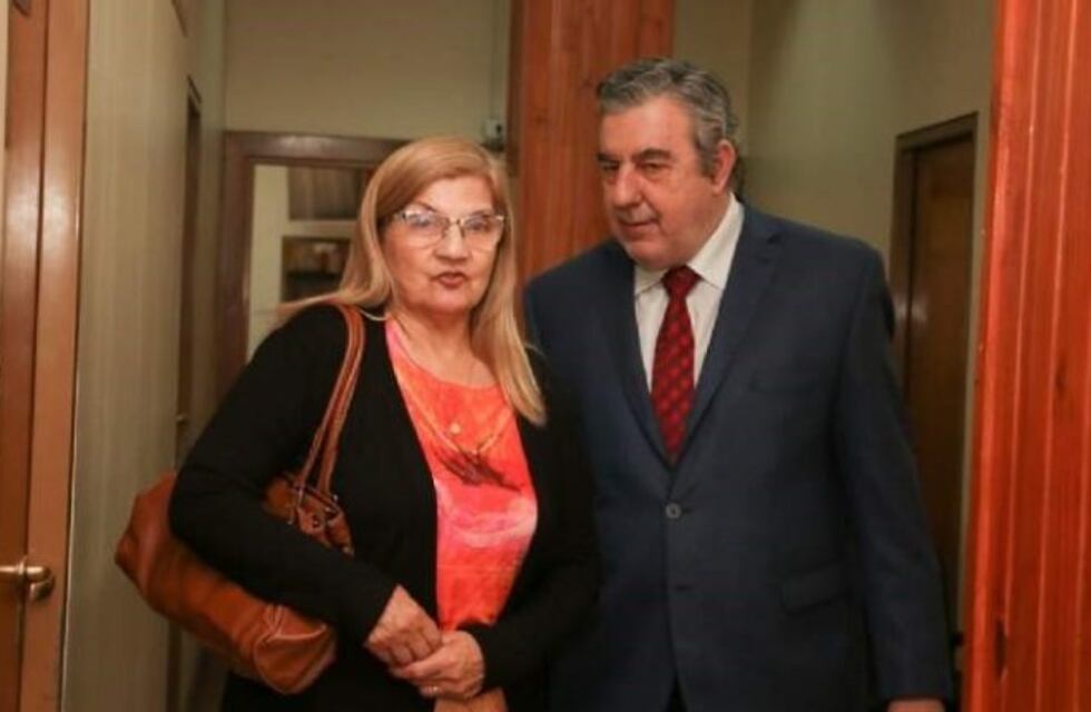 La acusaron de robar dinero de un municipio y dijo que eran sus ahorros