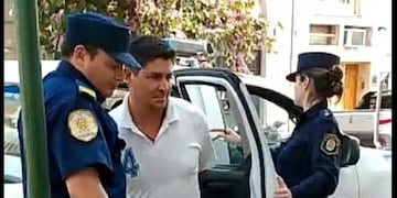 Agente de policía Gómez imputado por la muerte de Pérez\nCrédito: máxima