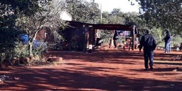 Los investigadores hallaron 500 kilos de marihuana en un galpón del predio donde fue hallado el cuerpo sin vida de Aldo Cantero\u002E (Foto: El Territorio)