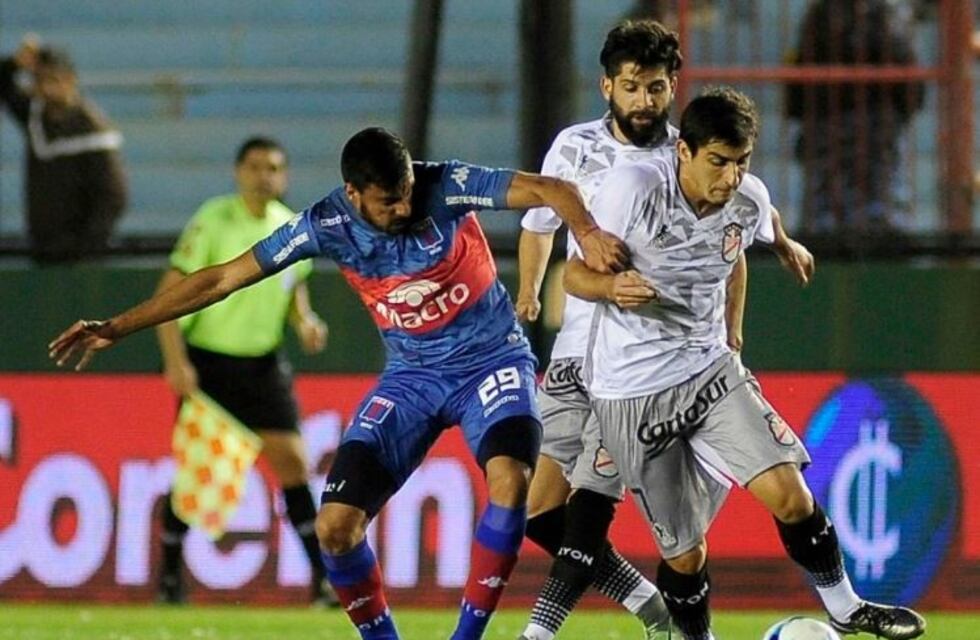 Arsenal y Tigre empataron sin goles y siguen sin despegar en la Superliga