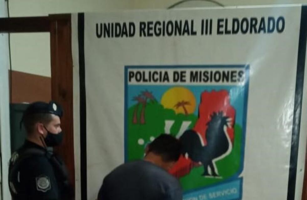 Socorrieron a una mujer cuando su expareja intentaba agredirla con un machete
