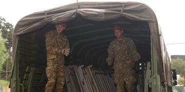 Los soldados trasladaron moviliario del hospital San Roque al Elpidio Torres\u002E