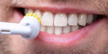 Cepillo de dientes eléctrico (web)