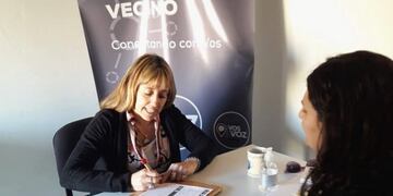El Centro de Atención Al Vecino Itinerante sigue recorriendo el Distrito