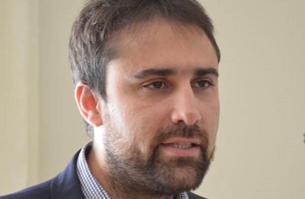 Para Cavaco los anuncios de Macri son "manotazos de ahogado y electoralistas"