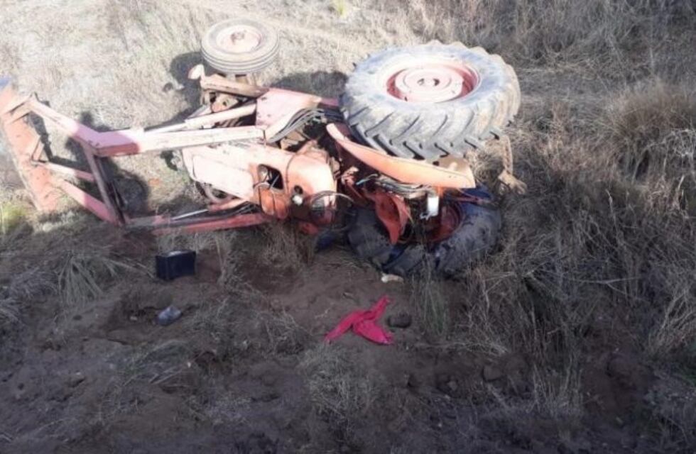 Falleció un hombre aplastado por un tractor