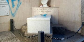 mausoleo alfonsin