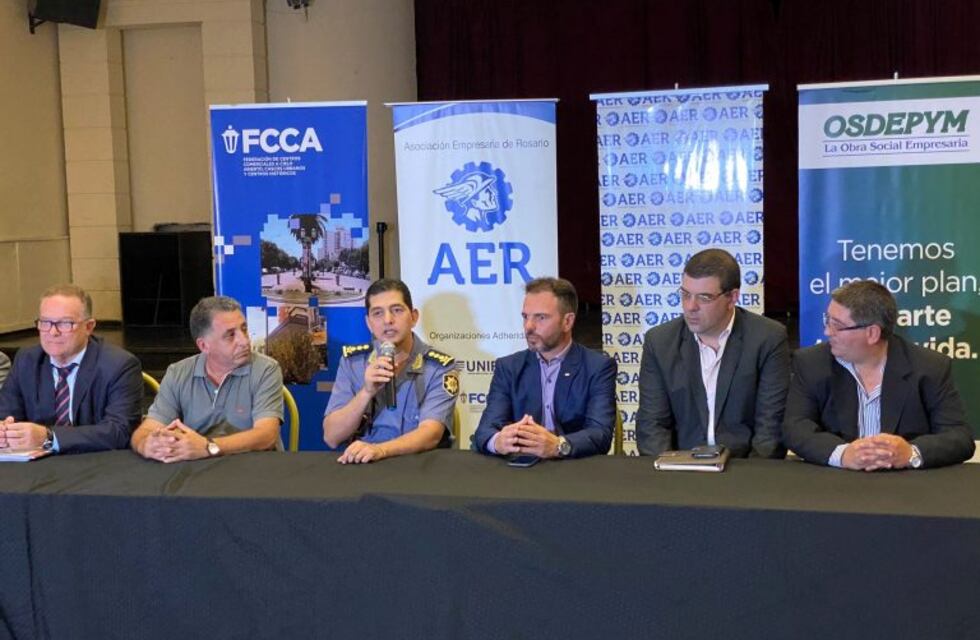 Ante comerciantes, el jefe de la policía de Rosario admitió que "falta reforzar" algunos corredores