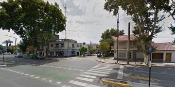 La víctima denunció el ingreso de delincuentes en San Martín al 3700\u002E (Google Street View)