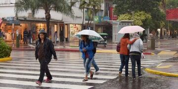 Resistencia sigue bajo lluvia y bajas temperaturas\u002E (Archivo)