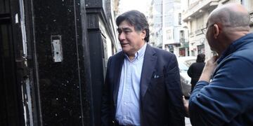 Carlos Zannini recibió la primera dosis de la Sputnik V. (Foto de archivo: Clarín)