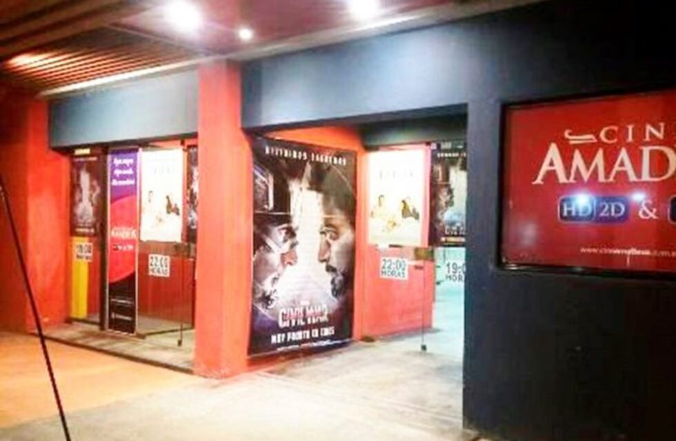 Con una "tristeza enorme" de los dueños, cierra definitivamente el Cine Amadeus por la cuarentena