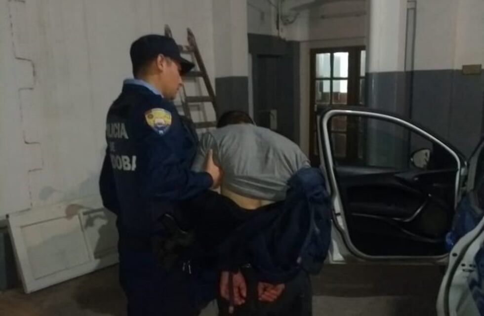 Alta Gracia: un detenido por amenazar con un cuchillo y robarle el celular a un menor