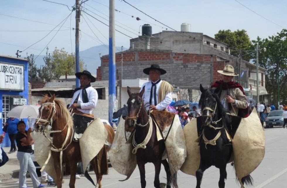 Le robaron el caballo en una fiesta patronal