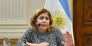 La rosarina era la cara visible de la cartera a partir del alejamiento de Carlos Parola\u002E (Prensa Gobernación)