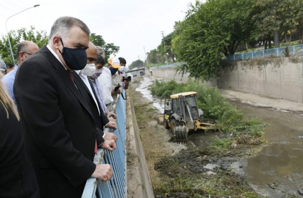 Manzur y Jaldo monitorearon obras de saneamiento en el Canal Sur