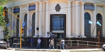 Los Bancos permanecerán cerrados hasta el 31 de marzo\u002E