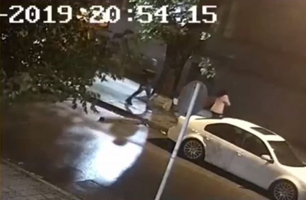 Un nuevo video muestra el momento en que un hincha de Peñarol asesina a otro de Nacional en Uruguay