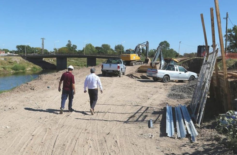 Pergamino firmó con Provincia la construcción de la Represa