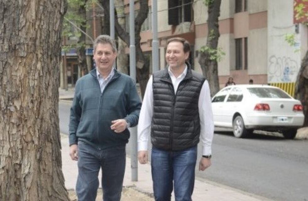 El PJ "estira" la Lista y los kirchneristas se reúnen con Cristina