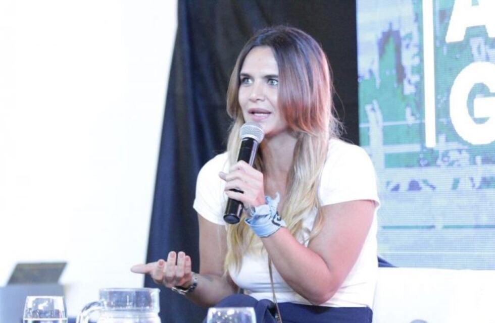 Amalia Granata dijo que la dejaron "re sola en la lucha del pañuelo celeste"