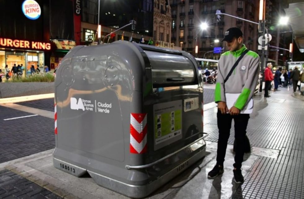 Horror en microcentro: encontraron muerto a un bebé recién nacido dentro de un contenedor de basura