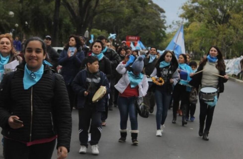 Médicos de Corrientes encabezaron una marcha en contra del aborto