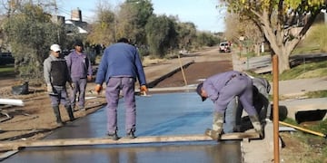 Obras de hormigonado y asfalto en San Rafael