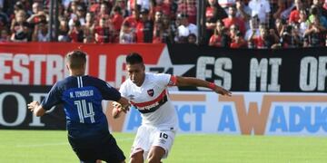 Newell's se queda con diez por la roja a Cacciabue