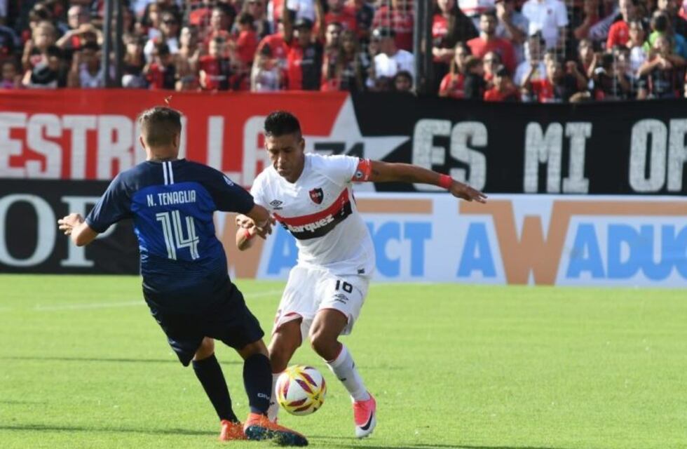 Newell's tuvo un pésimo segundo tiempo y cayó 2 a 1 ante Talleres