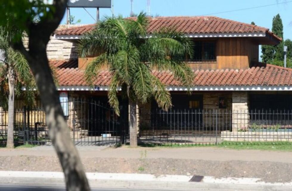 Allanan Rapoza por el escándalo de los videos