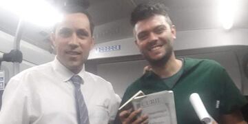 Chofer que devolvió dinero