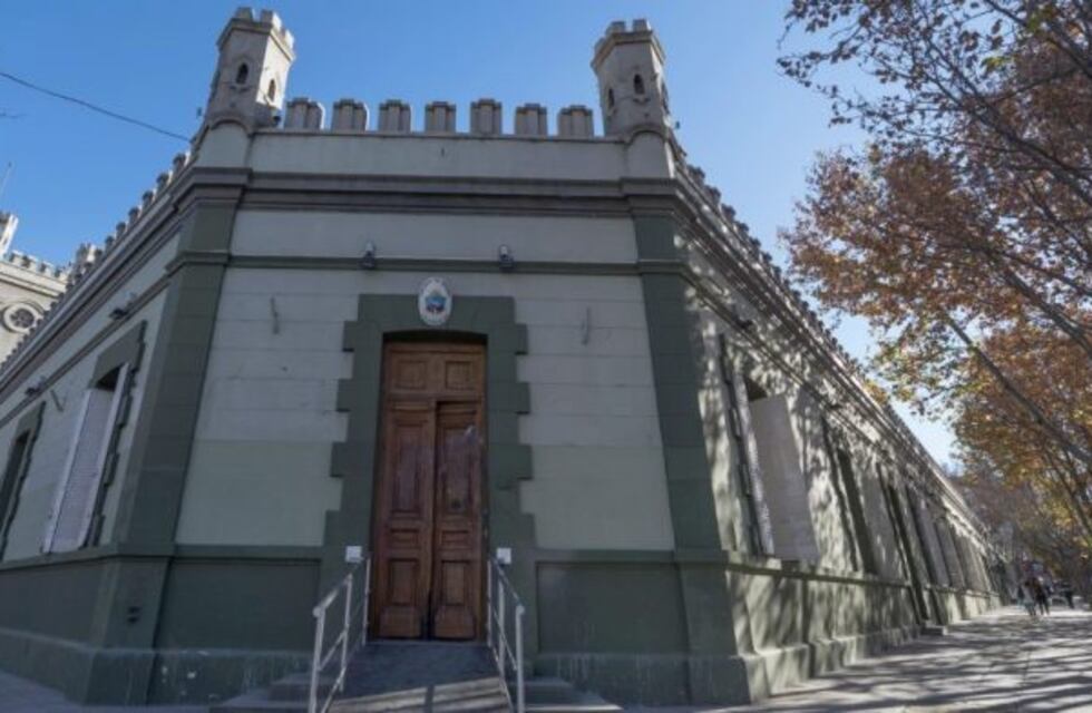 Médicos y odontólogos neuquinos realizarán autazo para volver a trabajar