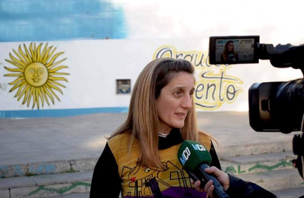 Convocan a participar del Desfile 118º Aniversario