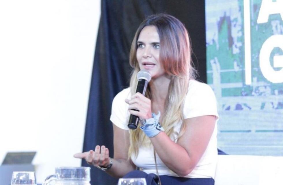 Amalia Granata trató de "ignorante y bruta" a Jimena Barón en un picante cruce por Twitter