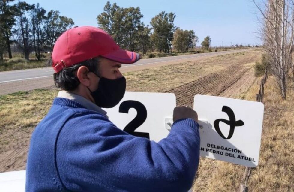 Por primera vez instalan cartelería en los caminos rurales en San Pedro del Atuel