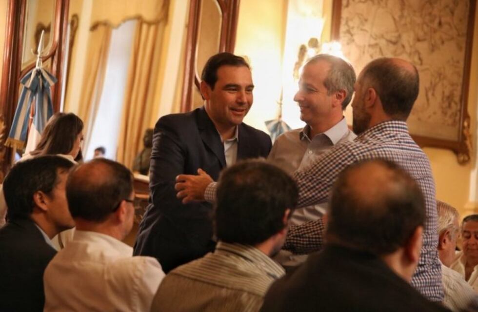 Valdés volvió con un "Tablero de Control" para mejorar Corrientes