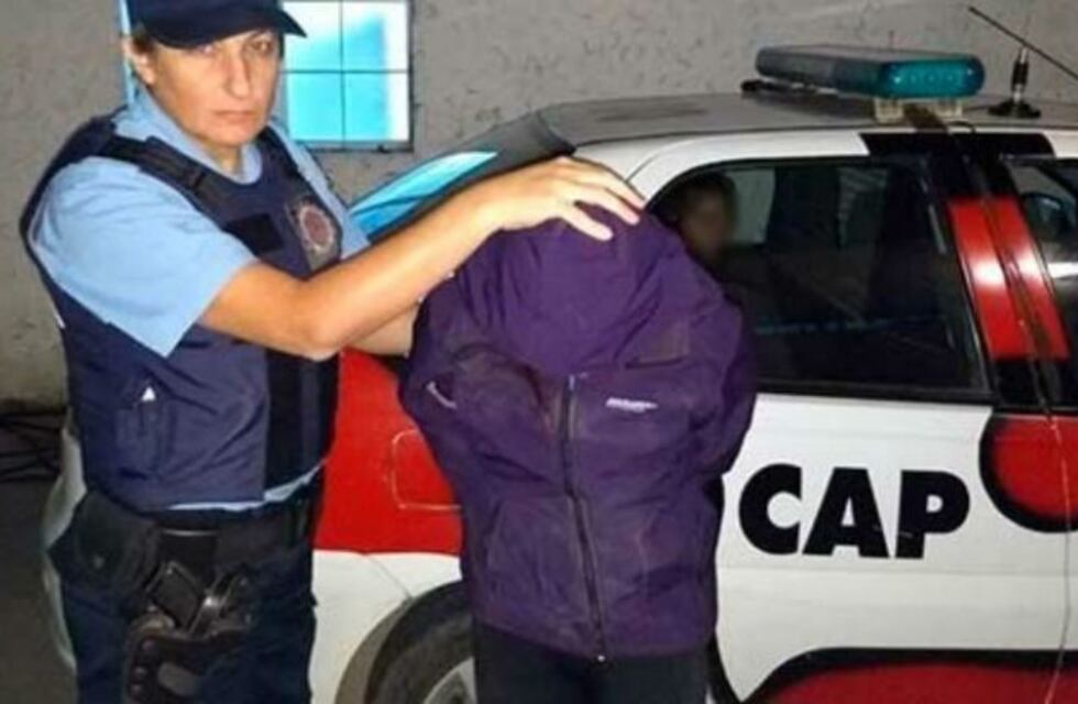 Fueron presas por robar plantas de maceteros del centro de Villa María