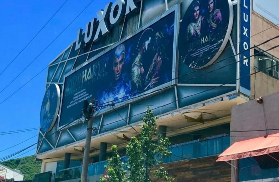 La temporada teatral copó las calles de Carlos Paz