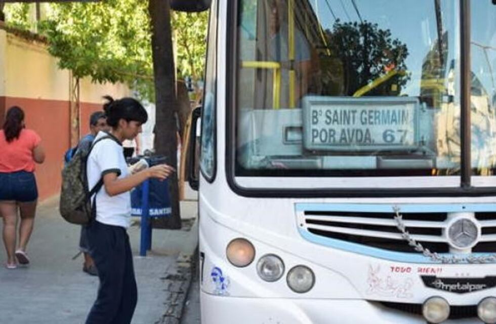 Una medida judicial benefició a la Municipalidad en los viajes sin costos para alumnos primarios y secundarios