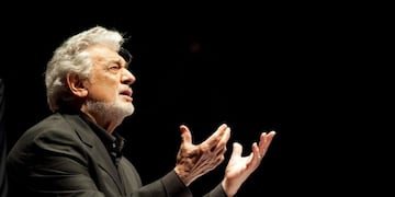 GRAF9205\u002E PERALADA (ESPAÑA), 13/08/2019\u002E- Foto de archivo del tenor español Plácido Domingo durante un concierto ofrecido en el Castillo de Peralada, en Girona, el 29 de julio de 2018\u002E Nueve mujeres han asegurado que el cantante Plácido Domingo las sometió a acoso sexual según testimonios recogidos en un reportaje de la agencia AP hecho público este martes, ante lo que el tenor ha respondido que creyó \