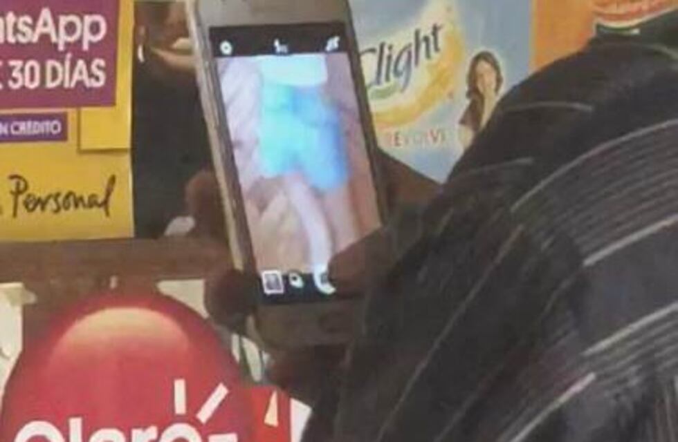 Escracharon a un acosador que filmó a una nena de 14 años