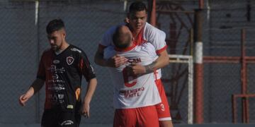 Huracán dejó sin invicto a Sporting