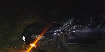 Un camión y un auto chocaron sobre la ruta 3