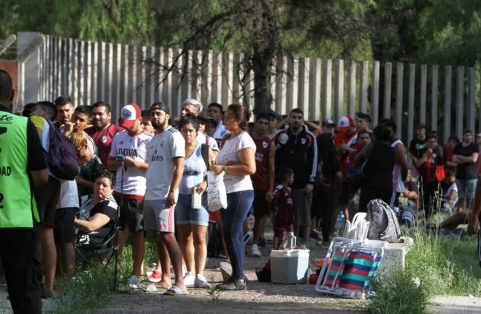 Locura por River en Mendoza