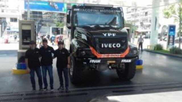 Esta seru00e1 la primera vez para Adriu00e1n Yacopini como navegante de un camiu00f3n. El 'Chino', que compite en el Dakar desde el 2009