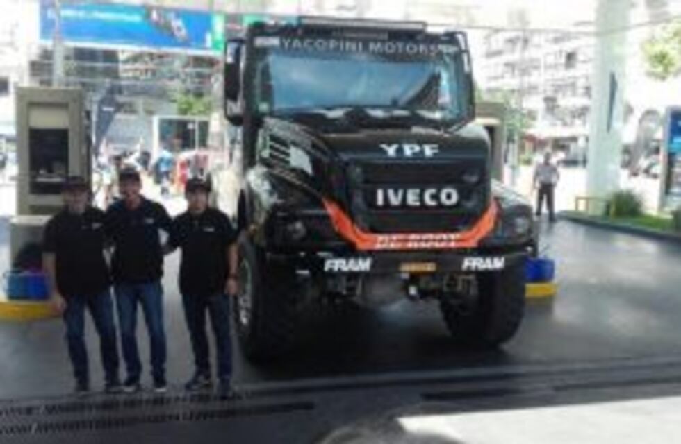 Dakar 2017: presentaron el camión con el que correrán Villagra, Yacopini y Torlaschi