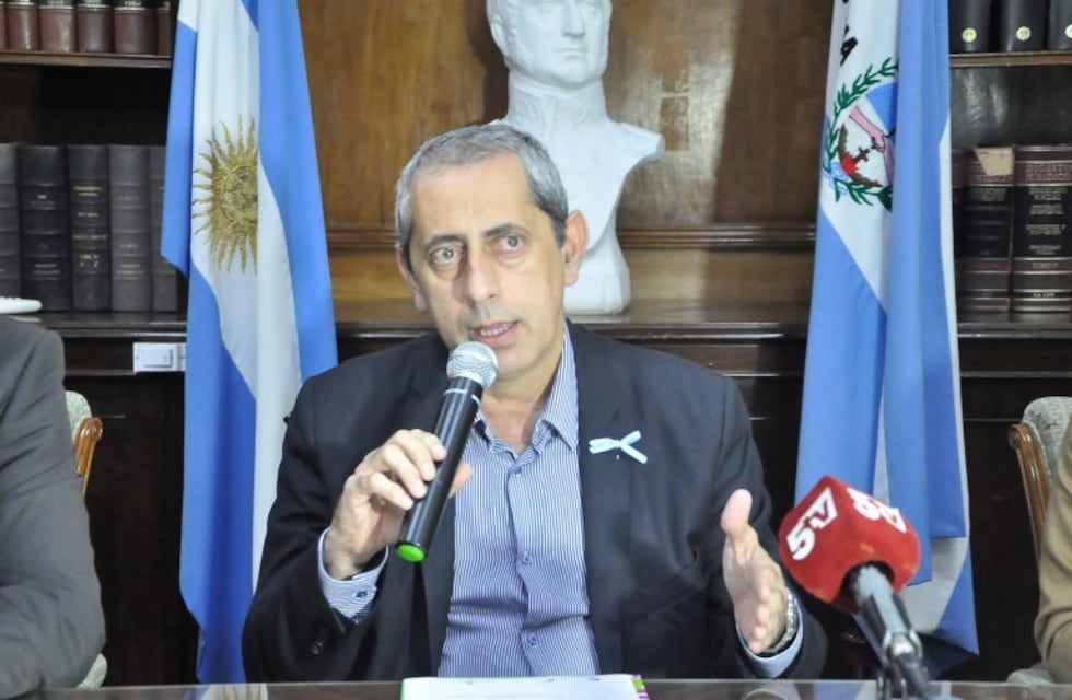 Gobierno de Corrientes adelantó aumentos e incrementó asignaciones familiares